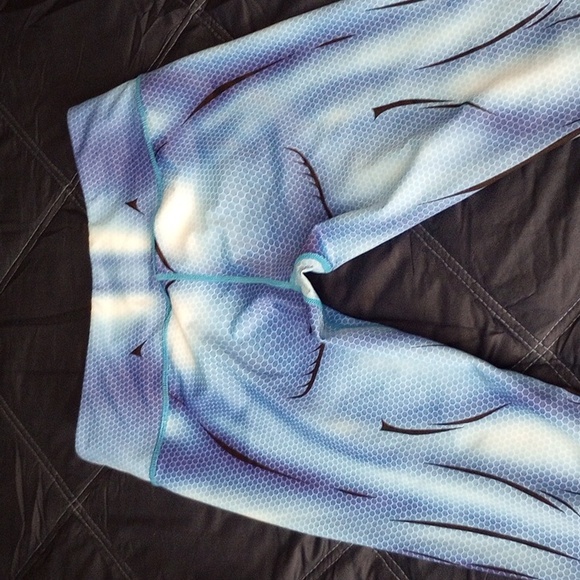 Violate the dress code leggings - Picture 4 of 5